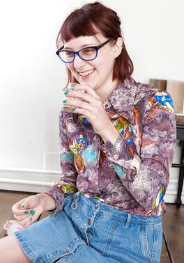 Reading girl looks so sexy that nerdy roommate provokes her to have lesbian sex