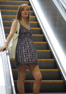 Good-looking teen agreed to pose nude in motel room after a long journey