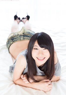 Nice Japanese minx flashes naked smooth pussy before having fun with dick
