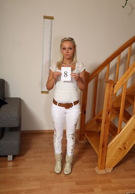 Naomi Nevena doffs her clothes and flaunts her hot, slim figure