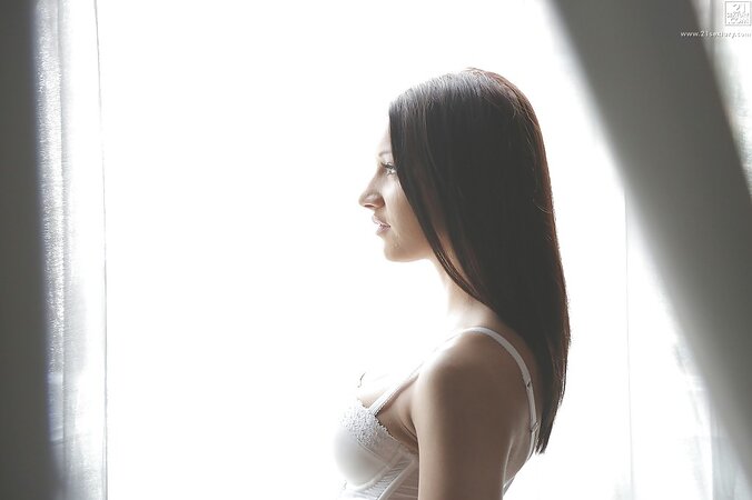 Exceptional hottie undresses to finger wet twat while waiting for lover