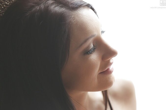 Exceptional hottie undresses to finger wet twat while waiting for lover