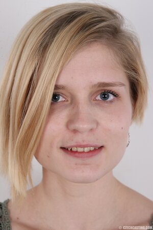 Model volunteered to show off everything she hid under clothes for free