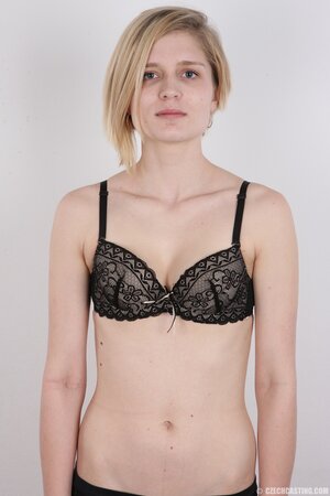 Model volunteered to show off everything she hid under clothes for free