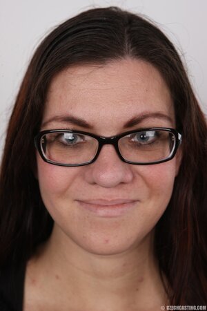 Pregnant temptress with hairy pussy doesn't know how to keep belly under outfit