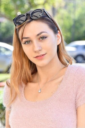 Smokin' hot love started laying body open outdoors and finished inside