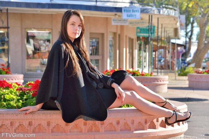 Sunny weather motivates brave gal Pamela Aeris to flash curves in public places