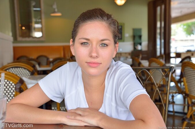Model shoves torch in her hole showing the way to life and goes to a cafe