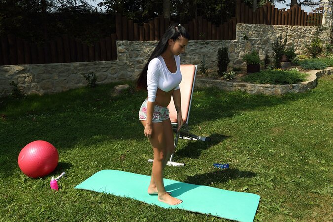 Outdoor yoga ends for curvy brunette and her blonde GF with lesbian affair