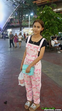 After work skinny Asian salesgirl earns money by posing naked for tourist