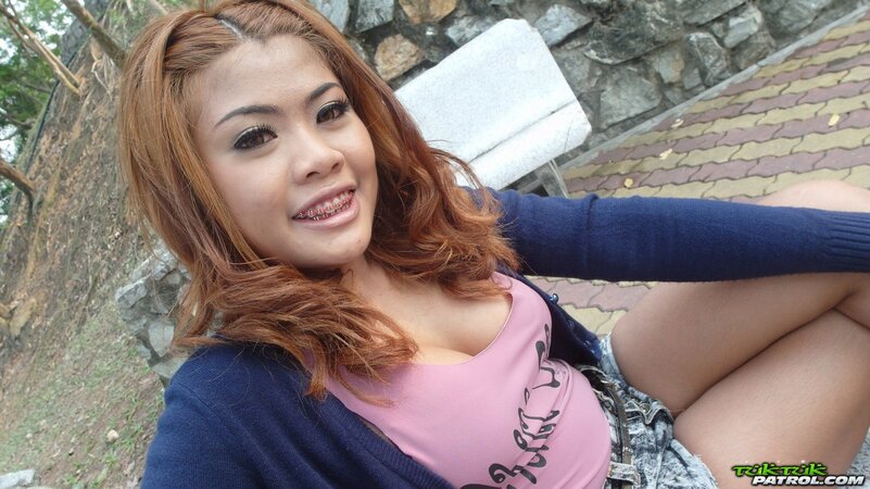 Lovely Asian minx with curvy body poses naked for rich white tourist
