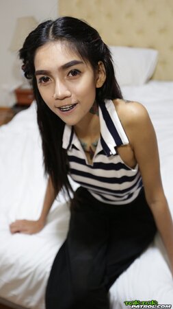 Buddy finds exotic and fragile babe Game who agrees to pose naked for him