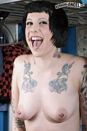 There is nobody around just a slut with black hair so she can slowly get naked