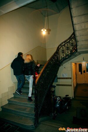 Girl with small boobs knows her way around doing it orally and vaginally