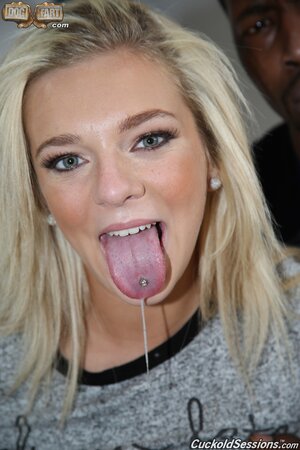 Ever-horny wife enjoys giant black boner drilling her ass while sissy BF watches