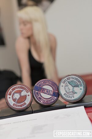 Perfect blonde shows her tight asshole and gets her pussy fucked in a close up