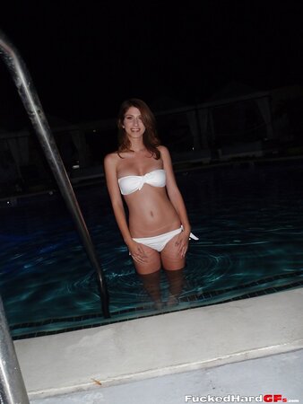 Adorable brunette hottie flashes her yummy tits and pussy in the night