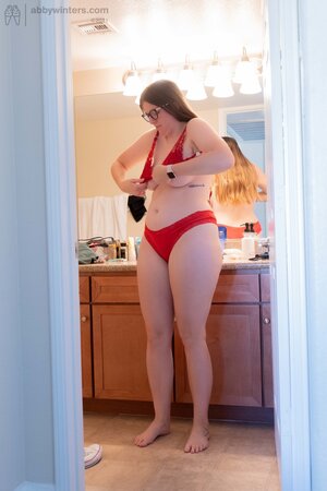 Jacklyn the BBW is changing clothes and looking good as well