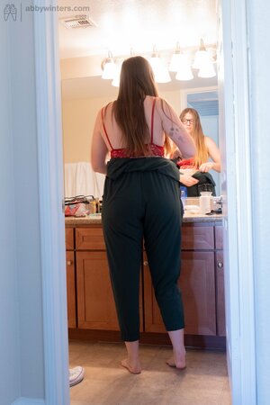 Jacklyn the BBW is changing clothes and looking good as well