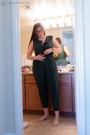 Jacklyn the BBW is changing clothes and looking good as well