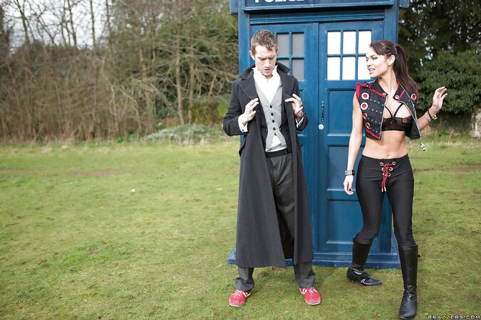 Doctor Who porn parody with a stacked lady that wants big D