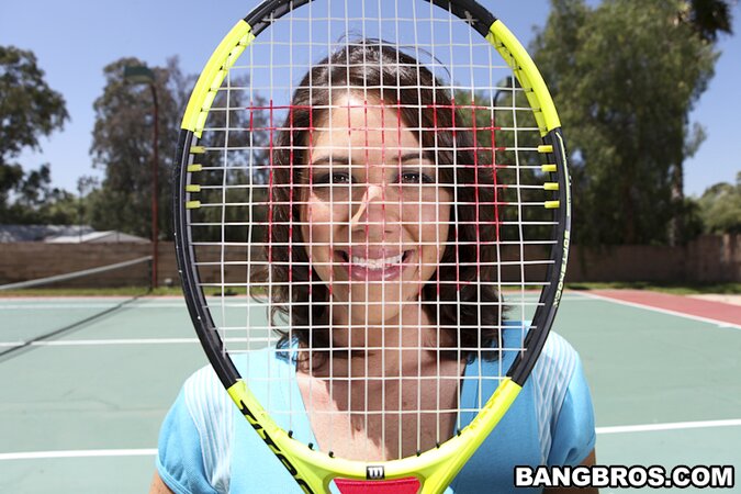 Tennis girl is going to seek that penis to fuck her hole