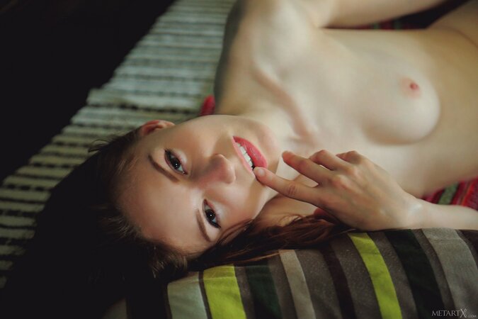 Hot model masturbates to touch her perfect body and cum