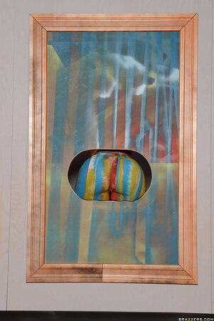 Pretty diva loves fanny and needs it to be exposed in the art gallery