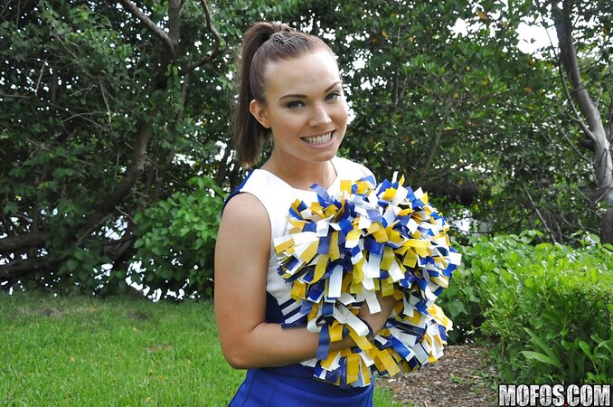 Teen cheerleader with nice cherry gets tired of dancing and goes masturbating