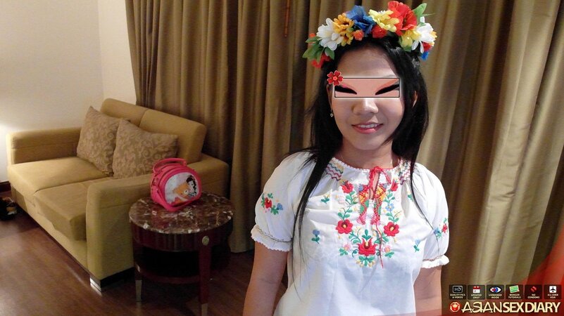 Unbelievable Asian fuck with a girl who wears a sexy crown