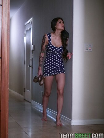 Horny MILF seduces her daughter's fiancé to later fuck them both