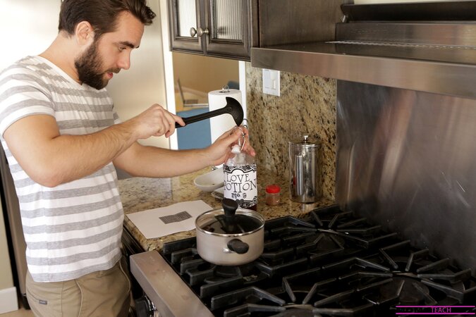 Hot mommy teaches her virgin son how to make his young gf cum