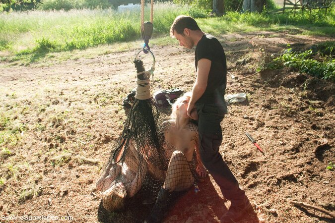 Annika Albrite is going to be at her best in this taboo scene