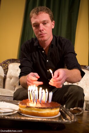 Hotwife would like to see the way he deepthroats that cock