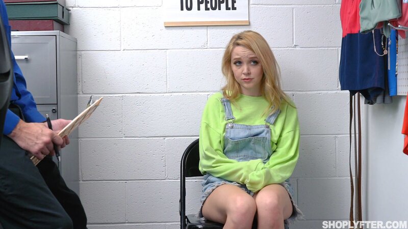 Skinny Nikole Nash gets a hardcore pounding by Jack Vegas