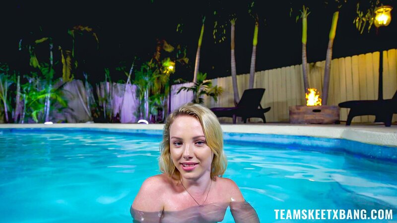 Petite Dixie Lynn gets rammed by Leo Valentino and Sean Lawless by poolside