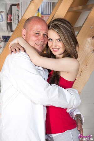 Barely legal teen girl satisfies her curiosity about mature men