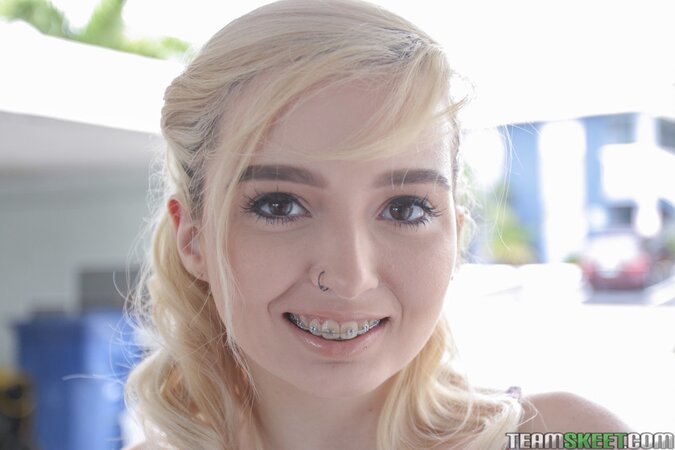 Lexi Lore flashes sexy panties before Kyle Mason date fuck