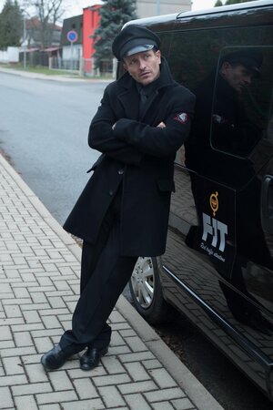 Pantyhose Sarah Highlight banged hard by driver in back