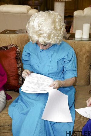 Granny Nina Hartley shows off her firm booty and more