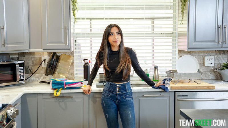 Paulina Ruiz is way too pretty for a fuck like that though