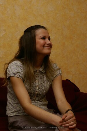 Teen with a cute face is happy to get busy jilling off so hard