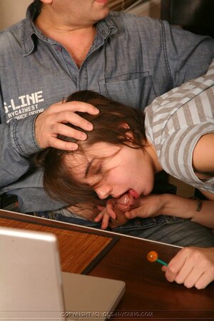 Short-haired teen sexually rewards old programmer for repairing her laptop