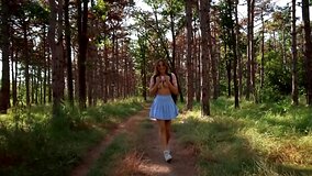 Guy captures on the camera awesome sex with GF in the forest