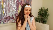 Sporty chick Mia Grandy is proud of her great body