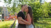 Petite teen Malyshka Che has time allone with her bf